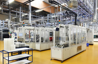 註(zhu)塑(su)加工(gong)中(zhong)的(de)壓力(li)應(ying)該如何(he)去(qu)調(diao)節?