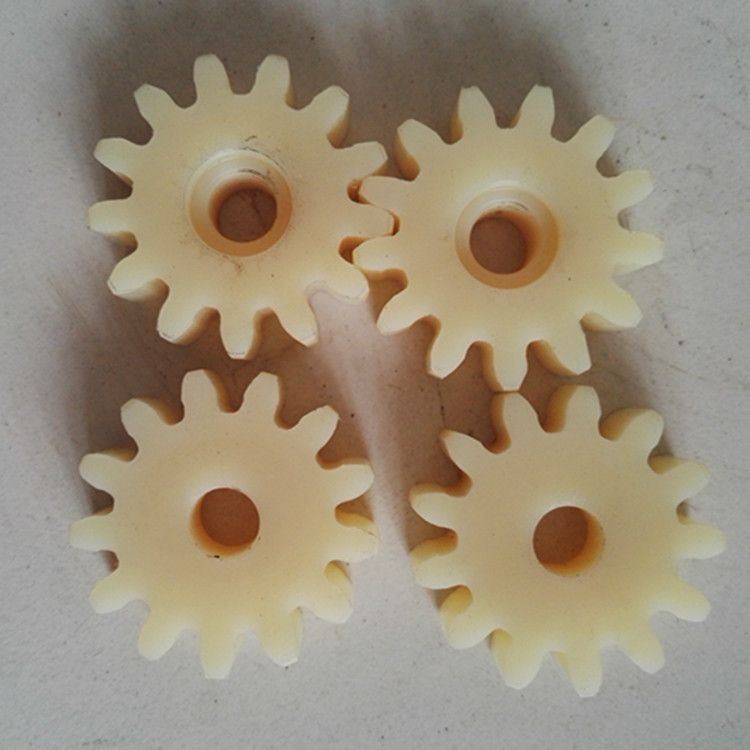 尼龍(long)齒輪註(zhu)塑加(jia)工時(shi)的密度(du)